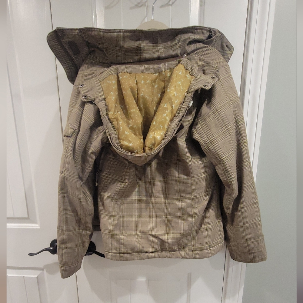 Liquid Size Medium Winter Jacket - image 3